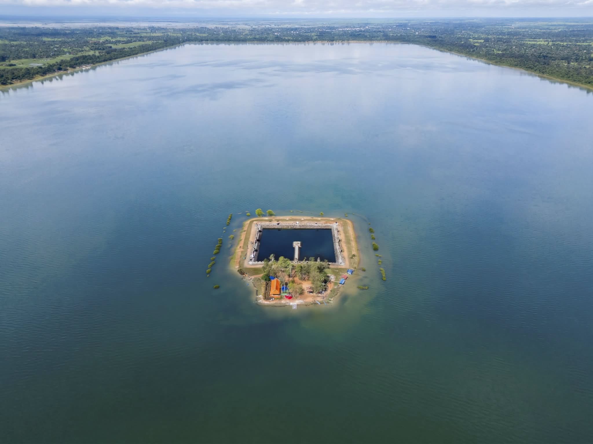 West Mebon