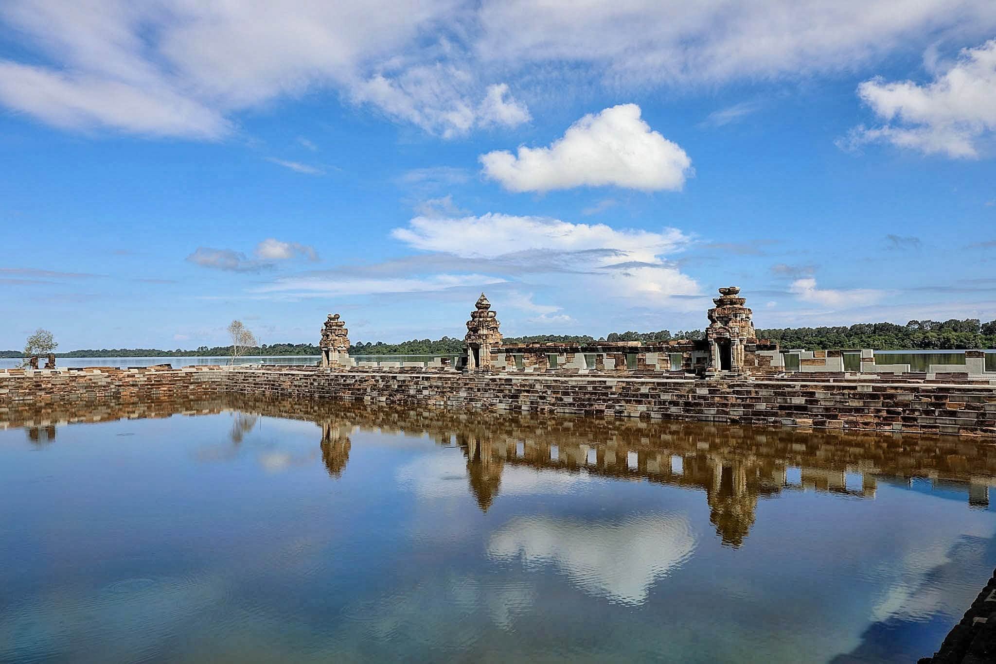 West Mebon